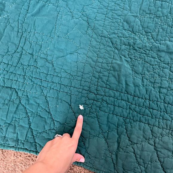 Vintage Impressions Green Floral Quilt Holiday Christmas Rips Stains 57.5" x 48" - Picture 11 of 14